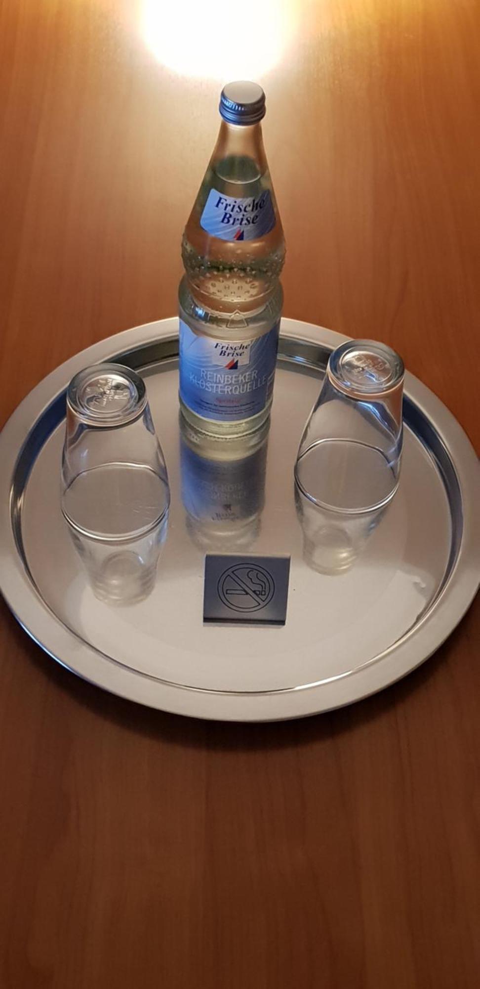 Airport Hotel One Aparthotel Sylt Ngoại thất bức ảnh