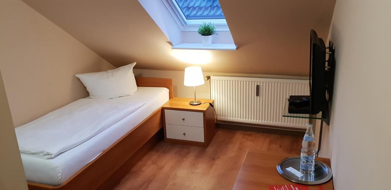 Airport Hotel One Aparthotel Sylt Ngoại thất bức ảnh