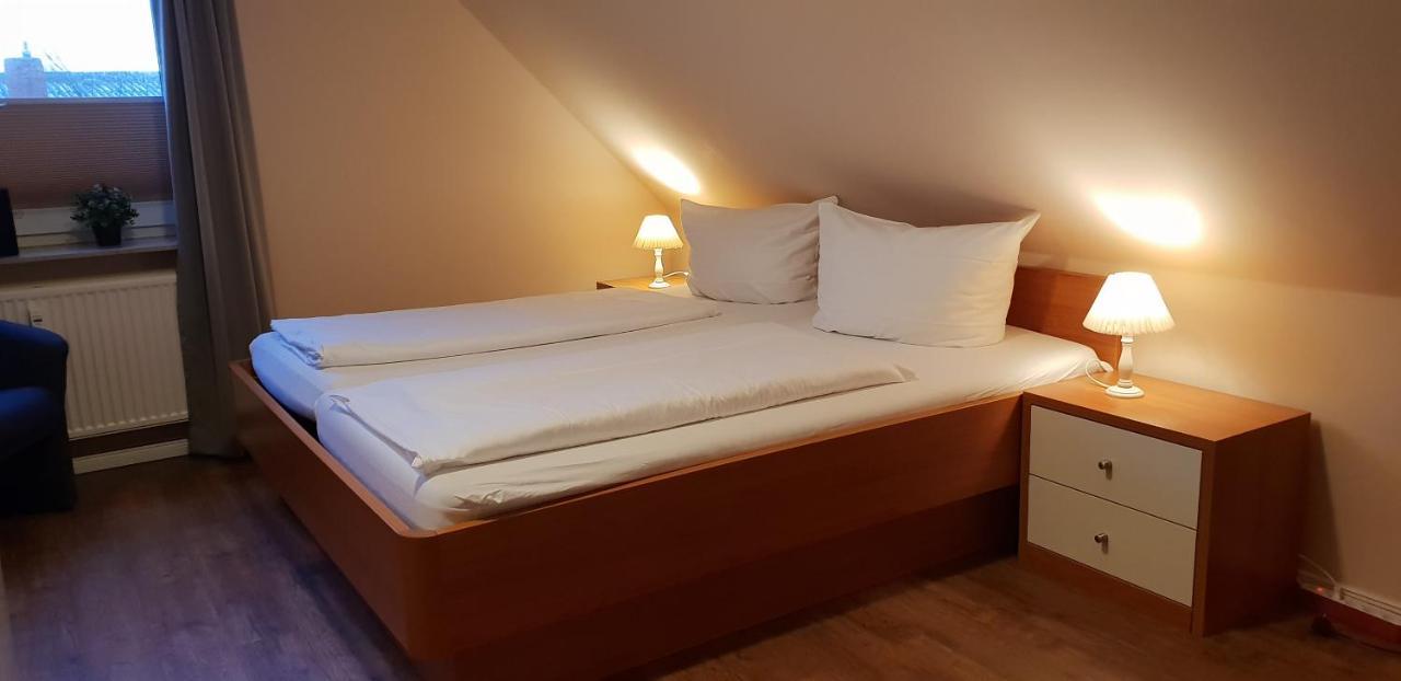 Airport Hotel One Aparthotel Sylt Ngoại thất bức ảnh