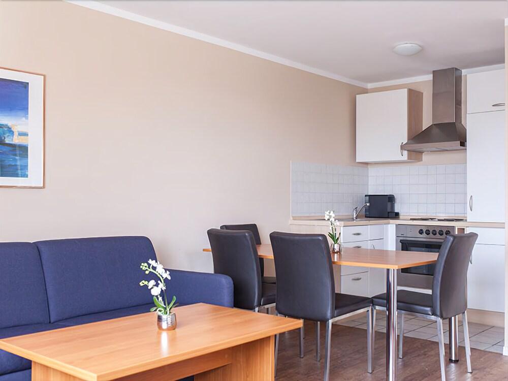 Airport Hotel One Aparthotel Sylt Ngoại thất bức ảnh