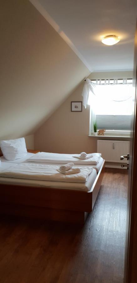 Airport Hotel One Aparthotel Sylt Ngoại thất bức ảnh